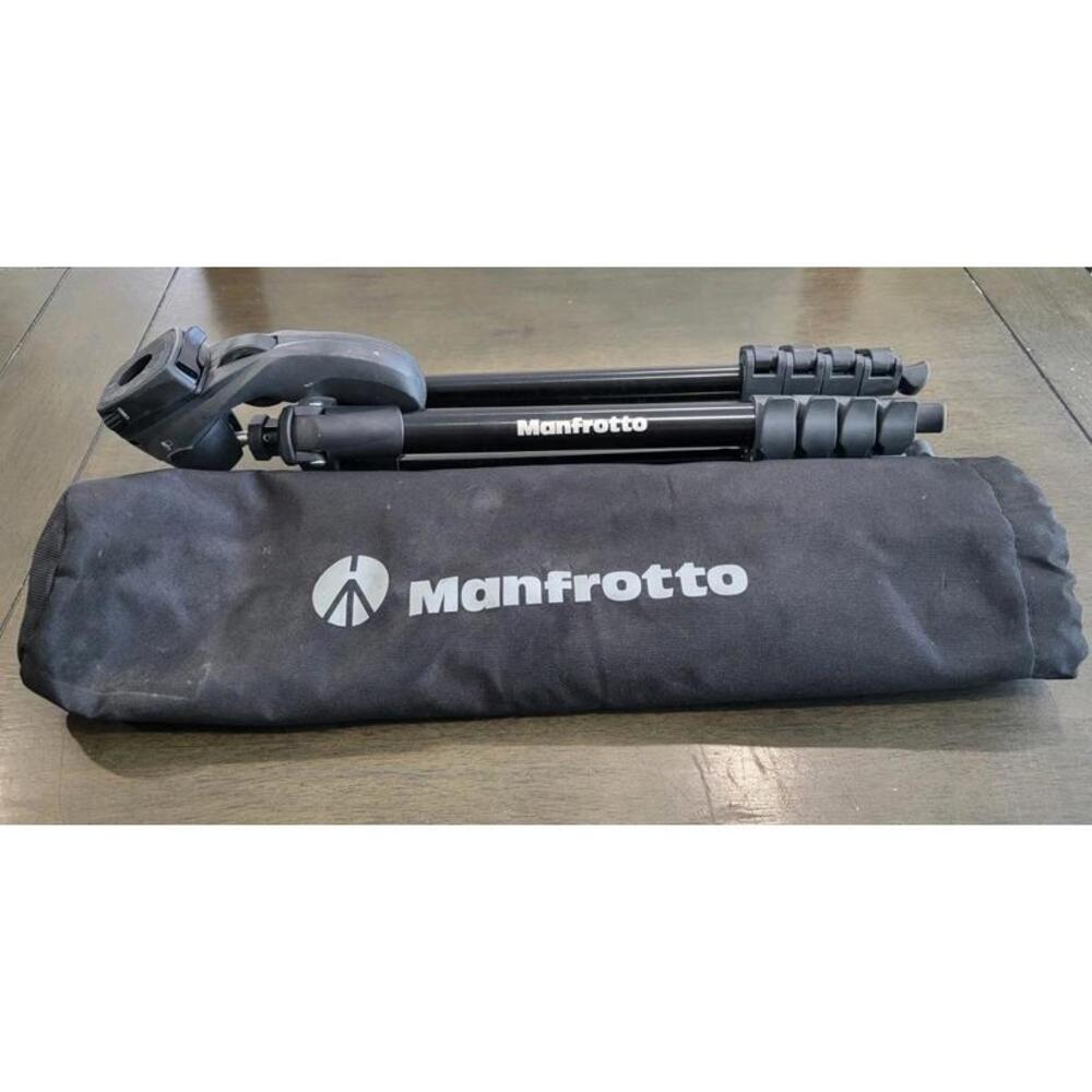 Manfrotto Compact Action Aluminum Tripod